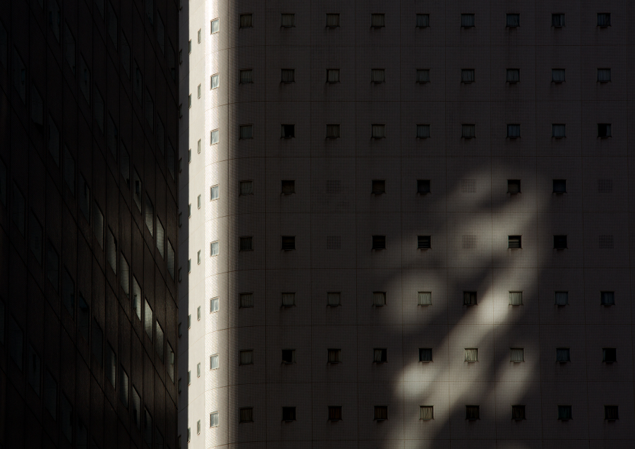 Urban sunlight_shadow