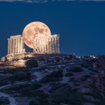 Full moon over the Temple of Poseidon