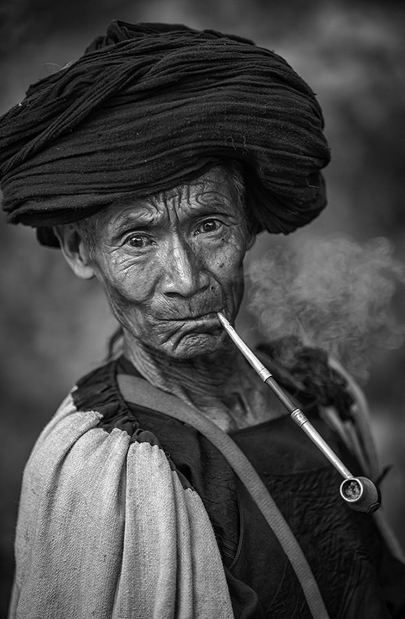 ASIAN SMOKERS