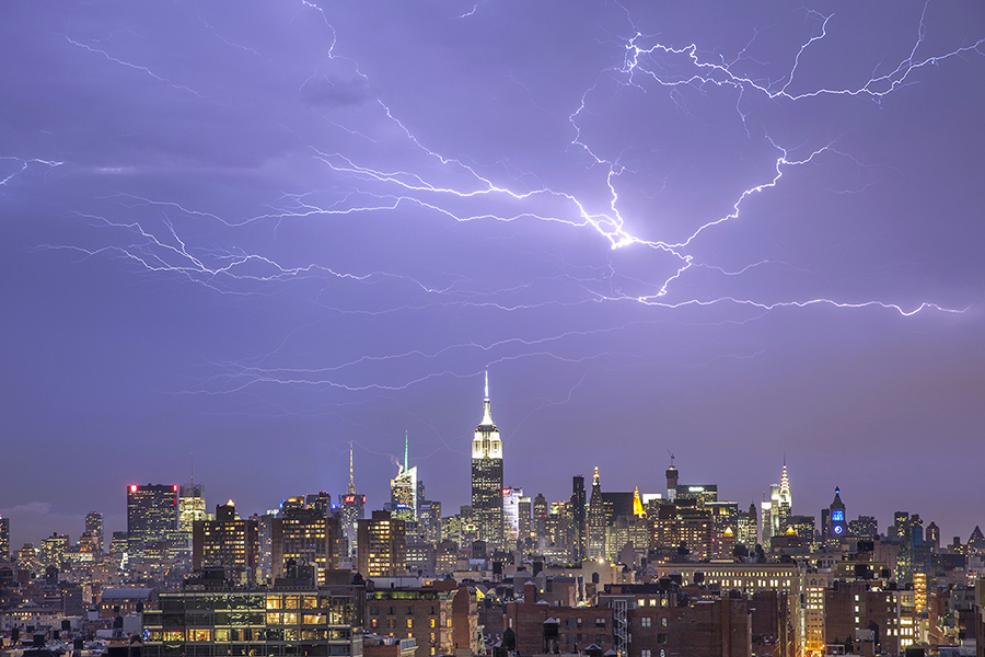 Lightning about Manhattan 