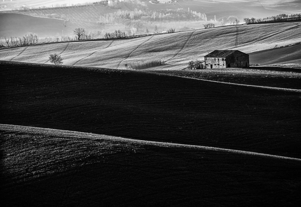 Italian country in b/w