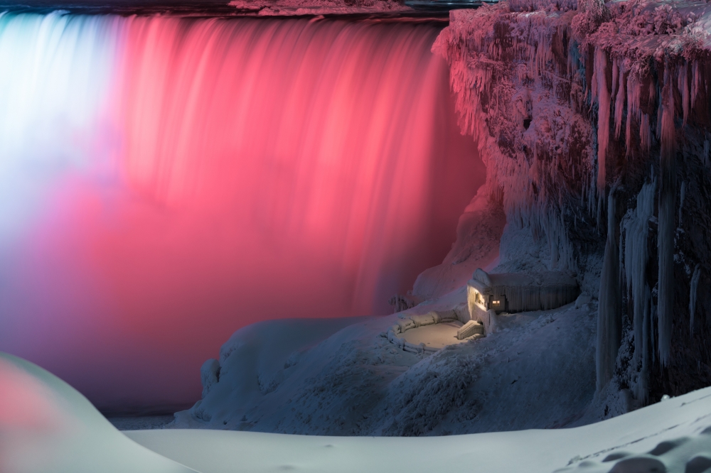Icy Niagara Falls Looked Like A Different Planet