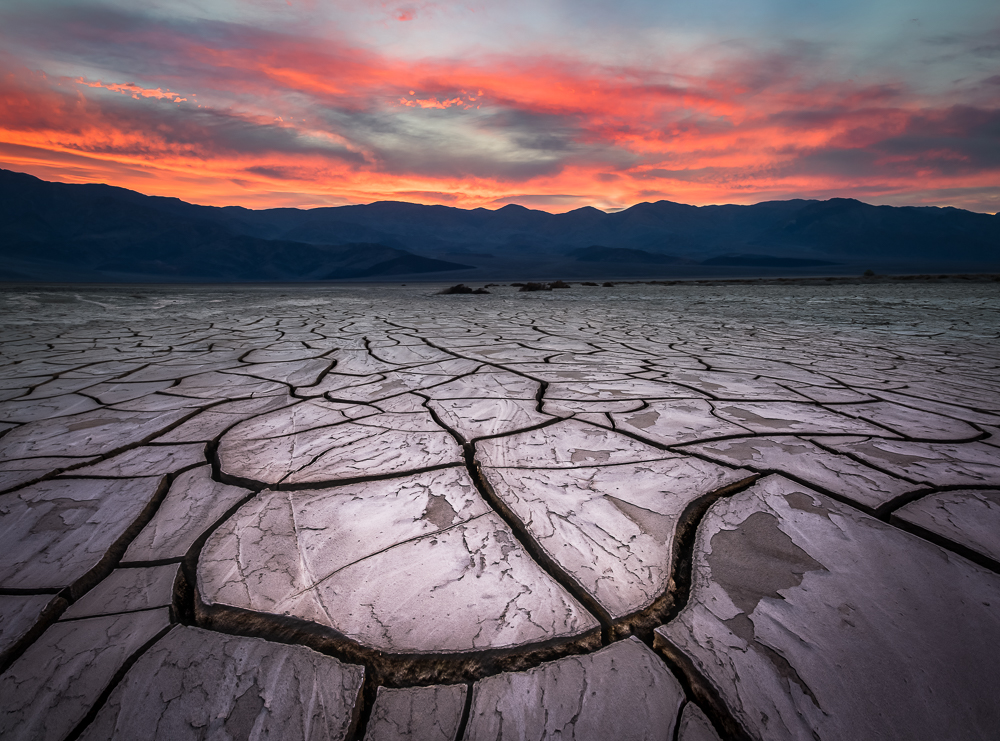 Death Valley: a planet of colors and textures