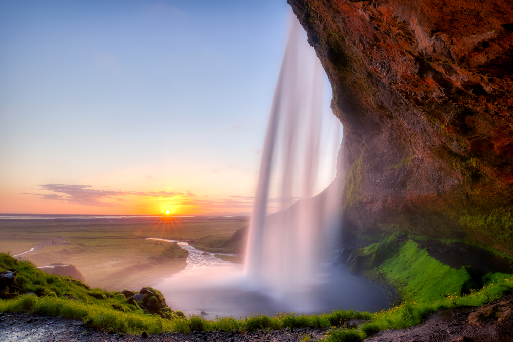 icelandic waterfalls