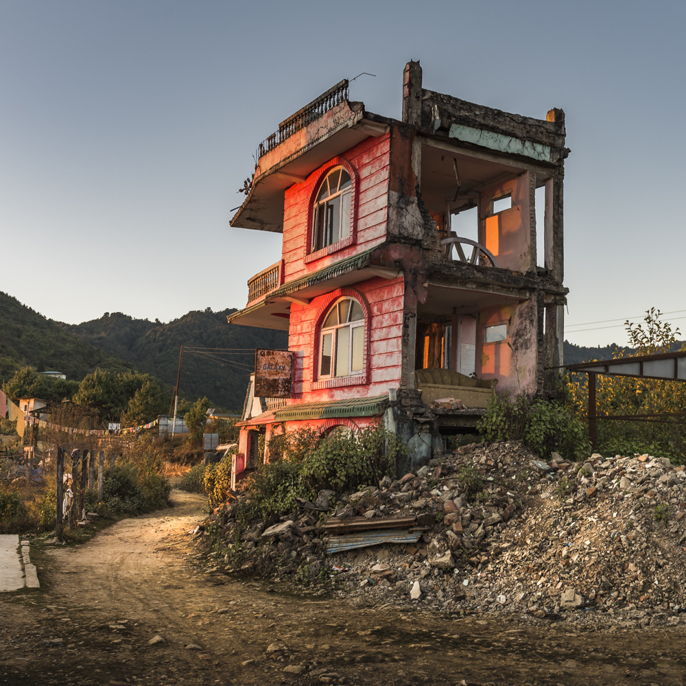 Nepal - Earthquake damage 