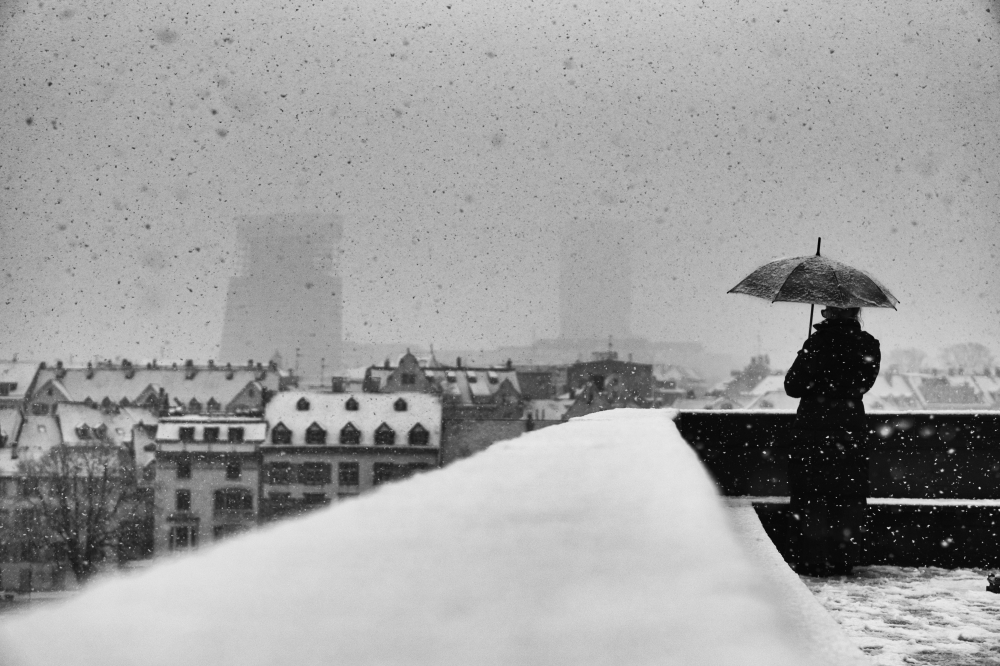 Snowfall over Basel (A quiet day in January)