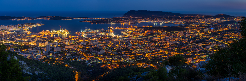 Toulon by night