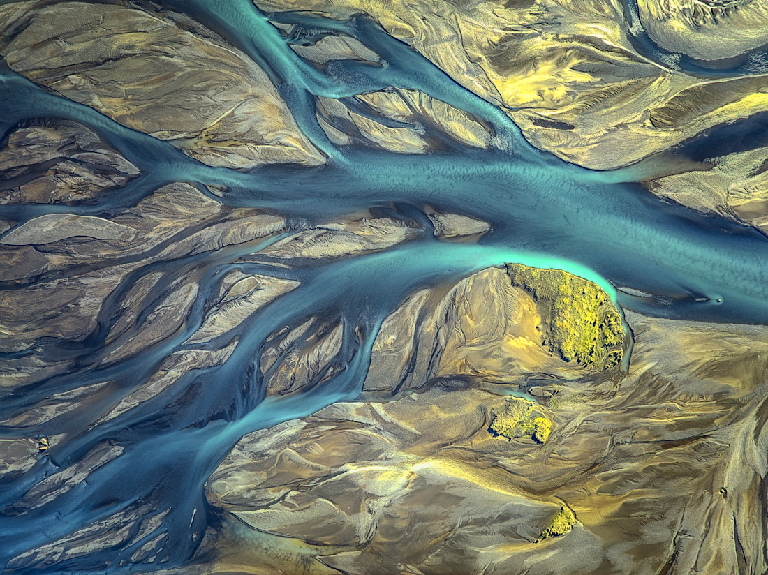 icelandic wild rivers from above