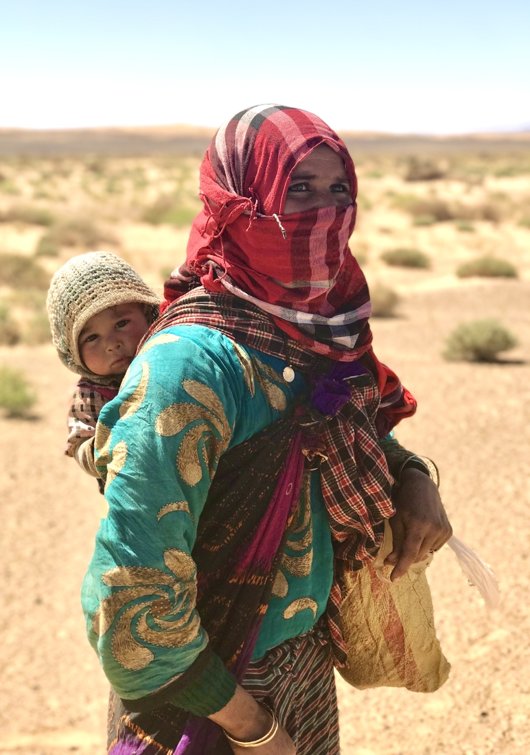Moroccan nomadic woman with baby