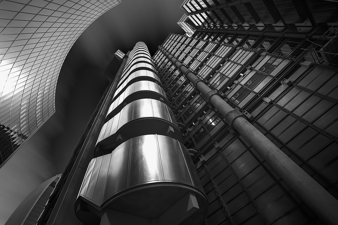 Willis Building hugging Lloyd’s Building