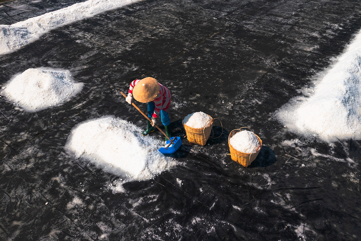 Unique features of salt making