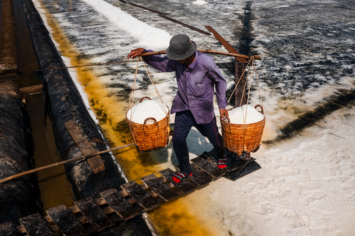 Unique features of salt making