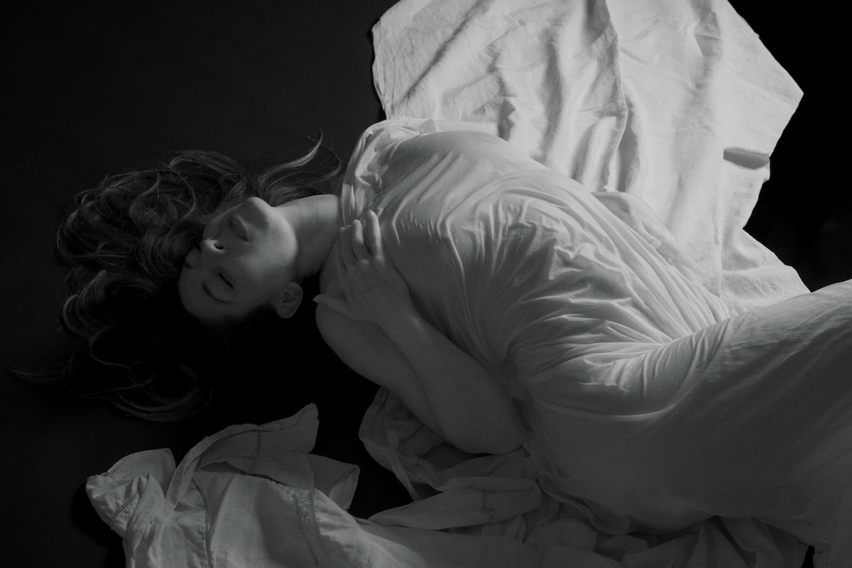 THE DRAPED WOMAN