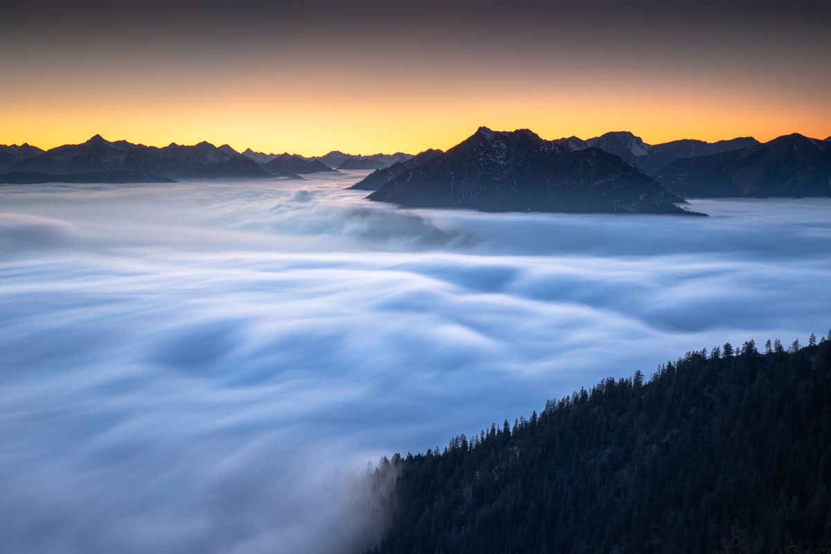 A World Above: Oceans of Mist