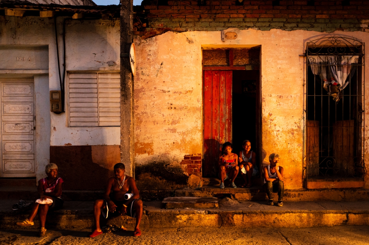 The light we cannot see - Cuba in the dark