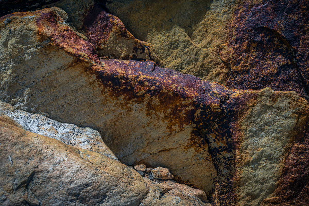 Rocks, colors and shapes