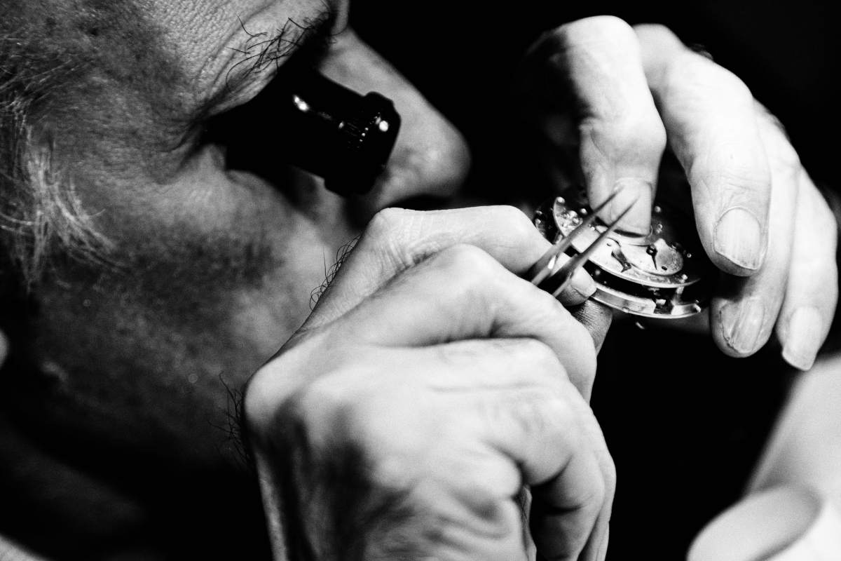 Ἥφαιστος (Hephaestus), God of Craftsmanship”