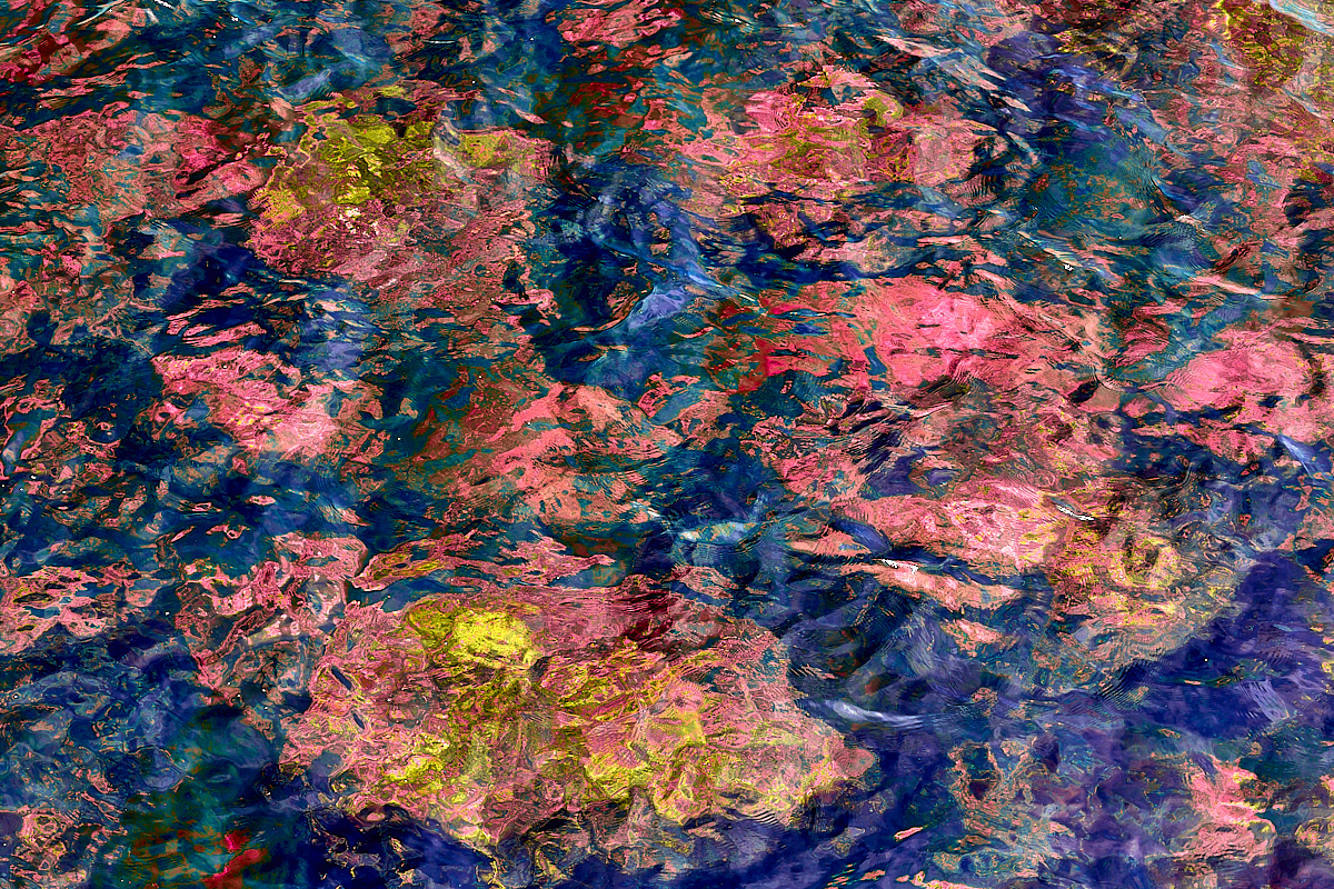 Between Surface and Light