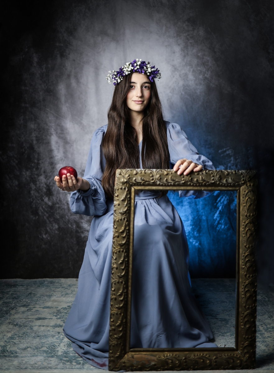 Crown of the time