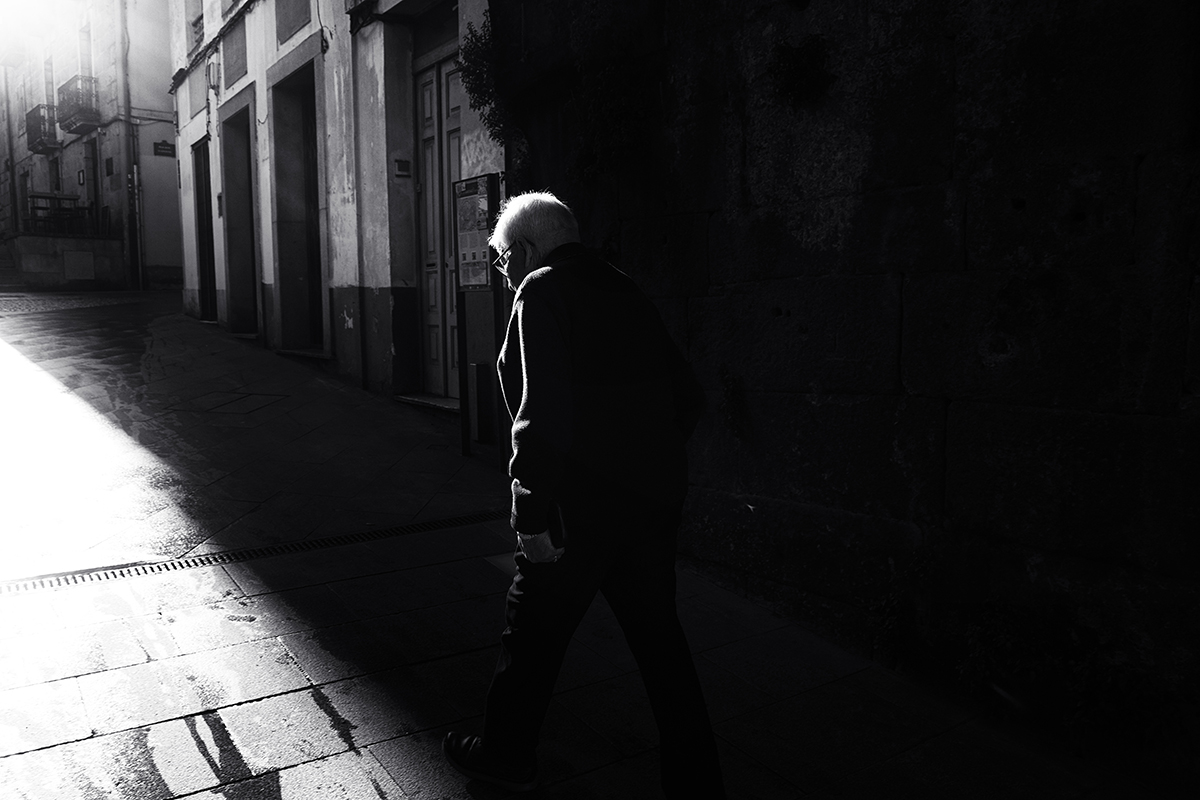 The Anatomy of Dawn in Lugo