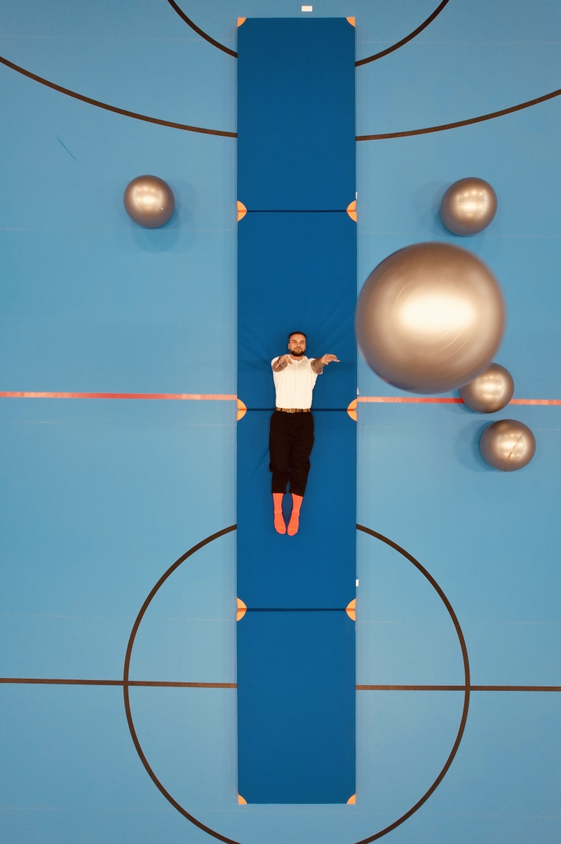 Minimalism in Motion