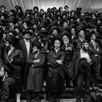 Viznich Hasidic Jews