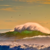 Nazaré big waves surfing 